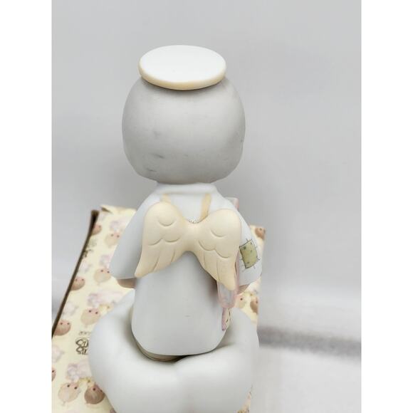 Precious Moments Figurine Trust In The Lord Vintage 1982 E-9289 W/Box Tags - Picture 2 of 14